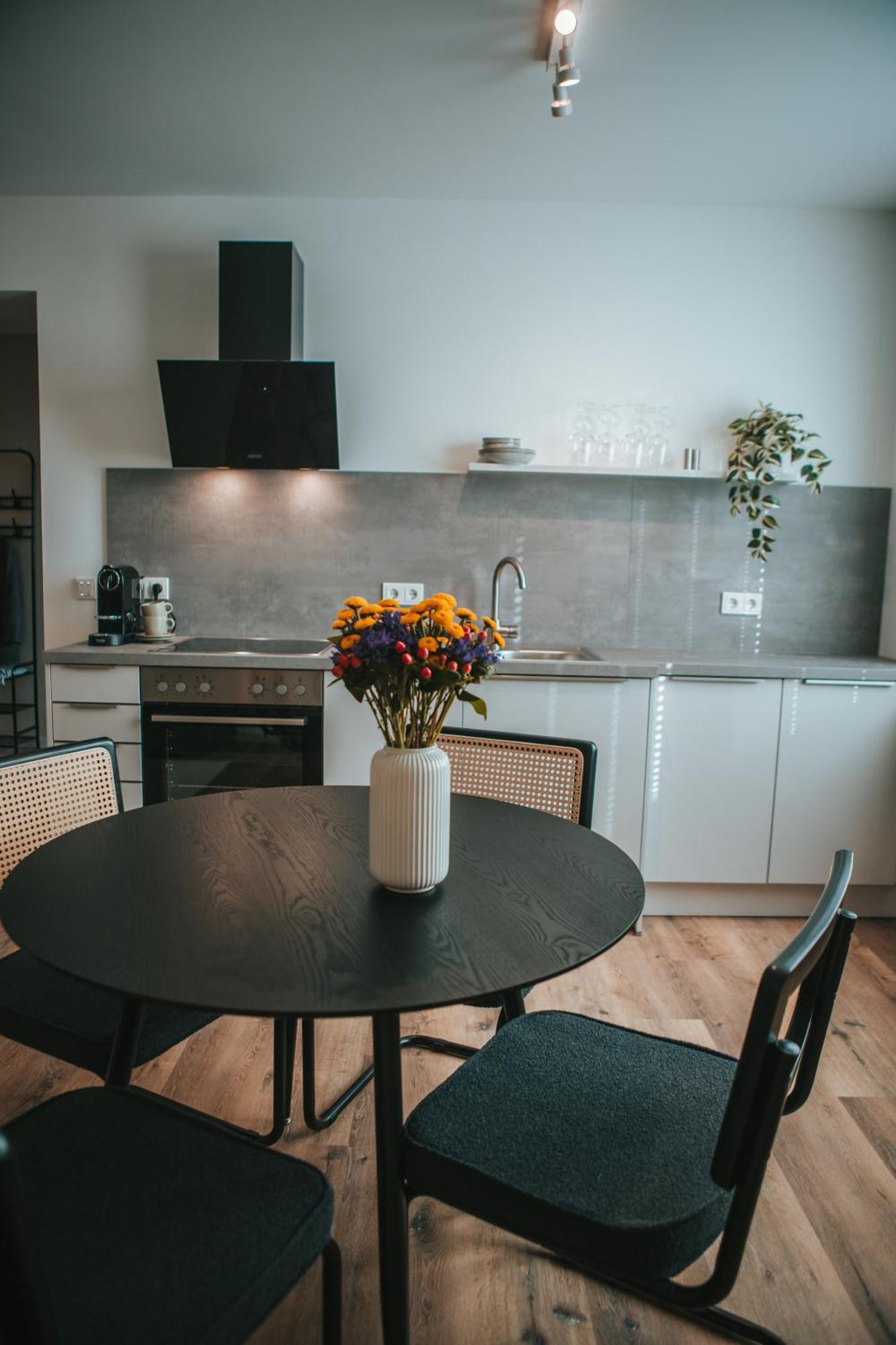 Wohnen Auf Zeit In Saarbruecken Apartamento Exterior foto